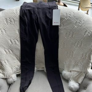 Lululemon fast and free tight 28 inches size 4 in black